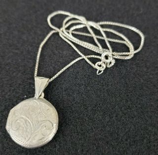 Vintage Sterling Silver 925 Necklace Pendant Locket With Chain