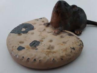 Vintage Antique 1920 ' s Cast Iron Mouse Star Biscuit Advertising Paperweight 3