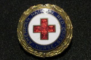 Vintage WWII American National Red Cross Nurse pin early number 94174 circa 1942 3