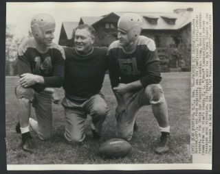 1944 Curly Lambeau And Dan Hutson Green Bay Packers - Vintage Football Photo