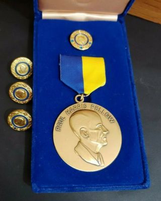 Vintage Rotary International Medal Paul Harris Fellow & Lapel Pins Sapphire Case