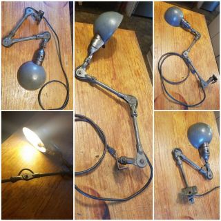 Vintage Articulating Industrial Machinist Lamp Bench Drafting Desk Work Light