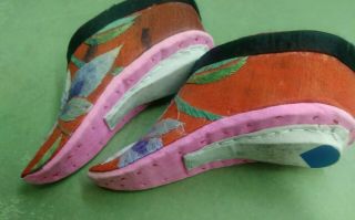 Antique Chinese Silk Embroidered Lotus Bound Feet Shoes/Slippers 2