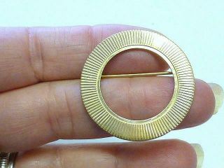 Vintage Winard Ribbed Circle 1/20 12k Gold Filled Brooch Pin Retro Art Deco Mcm