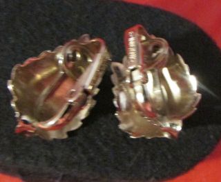 Stunning VINTAGE GIOVANNI DOUBLE LEAF SILVER - TONE CLIP ON EARRINGS HINGED BACK 2
