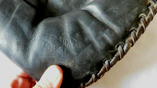 Early Vintage Antique Right Hand Leather Baseball Glove Professional Model 2