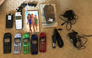 Vintage Nokia 5120 Cell Phone W/faceplates And Other