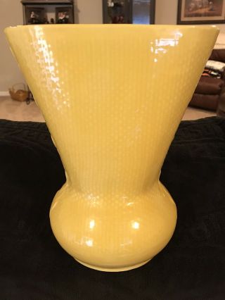 Vintage Shawnee Large Yellow Pottery 9.  5 " Vase 890 Usa Flowers Planter
