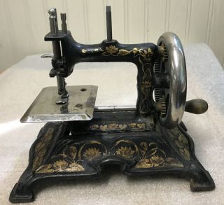 Antique Muller Childs Miniature Cast Iron Sewing Machine
