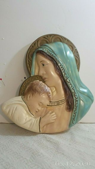 Vintage Chalkware Wall Plaque Mary And Sleeping Baby Jesus 9.  5 " X 8.  5 "