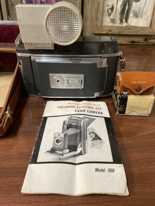 Vintage Polaroid 900 Electric Eye Land Camera Leather Case Flash Bulbs,  More