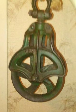 Antique Vintage A23 Cast Iron Barn Pulley Metal Wheel Collectible,  Hook