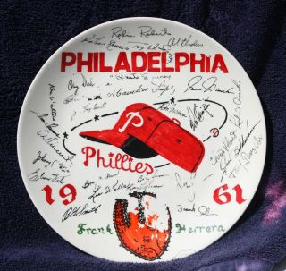 Unusual 1961 Philadelphia Phillies Presentation Baseball Team Ceramic Plate