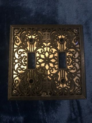 Vintage Amertac Ornate Style Dual Light Switch Cover Victorian Cast Gold/bronze