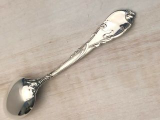 La Parisienne by Reed & Barton large Oval Soup Spoon,  Sterling Silver 7.  25 