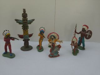 6 Vintage Britains Wild West Red Indians And 1 Totem Pole In