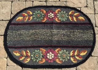 Vtg Wool? Hand - Made Hooked Tapestry Rug Carpet Floral Flowers Black 37 " X 25 "