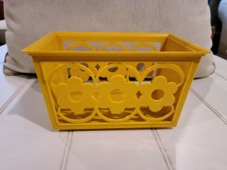 Vintage Mcm Plastic Daisy Napkin Basket Yellow Harvest Gold Mid Century