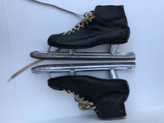 Antique Vtg Nestor Johnson Leather Ice Skates Speed Skating Very Old - 16 Blade
