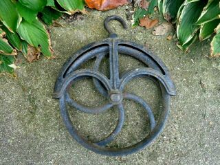 Large Black 12 " Cast Iron Well Pulley,  Antique Farm/barn Tool,  Industrial