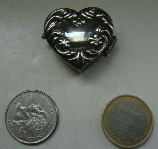 Vintage Sterling Silver Nina Ricci Heart Shape Pill Box Pillbox Heart