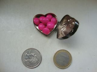 Vintage Sterling Silver NINA RICCI Heart Shape Pill Box Pillbox Heart 2