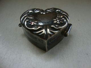 Vintage Sterling Silver NINA RICCI Heart Shape Pill Box Pillbox Heart 3