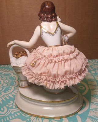 ANTIQUE MULLER VOLKSTEDT LACE LADY Ballerina Champion FIGURINE 6.  25 