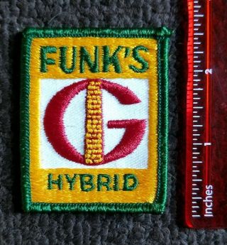 Vintage FUNKS G Hybrid Seed Corn JOHN DEER INTERNATIONAL HARVESTER PATCH 2