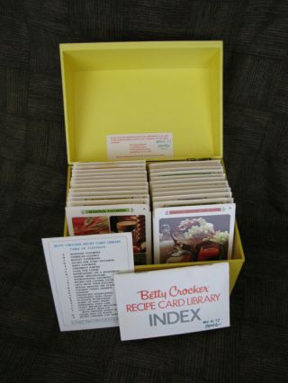 Vintage 1971 - Betty Crocker Recipe Card Library - Yellow Box - With Index