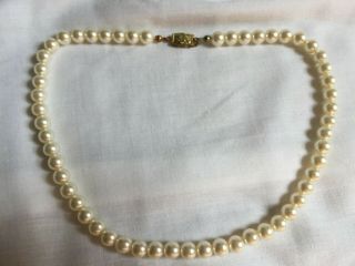 Vintage Cream Faux Pearl Necklace Gold Color Engraved Decorative Clasp 4