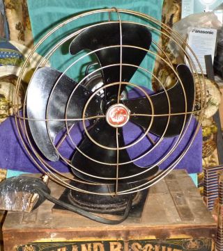Antique 16 " Ge General Electric Oscillating Table Fan 21 " Tall X 16 " Dia.