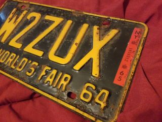 1964 NY EMPIRE STATE WORLD ' S FAIR LICENSE PLATE - Ham Radio Call Letters QSL 2