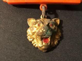 Early Vintage Detroit Tigers Pin MLB Orange Plastic w/Dangling Tiger Head - 3