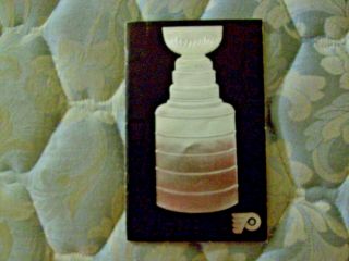 1974 - 75 Philadelphia Flyers Media Guide Yearbook 1975 Stanley Cup Champions Ad