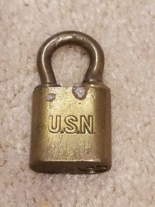 Vintage U.  S.  N Usn Independent Lock Co.  Brass Us Navy Padlock/no Key