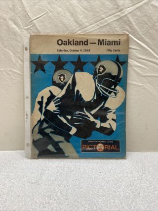 American Football League Pictorial Oakland Raiders - Miami Dolphins October 4 1969