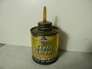 Vintage Skelly Surpeme Household Round Oiler Oil Tin Can 4 Oz