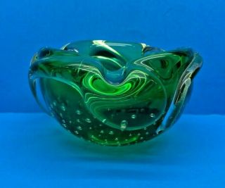 Vintage Murano Art Glass Controlled Bubble Emerald Green / Clear Ash Tray 2