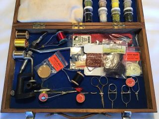 Vintage Fly Tying Kit Antique Feathers Hooks Tools Fishing Deer Elk Hair 2