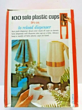 Vintage Solo Plastic Cups 3.  5 oz Refills Cream Off White CPR 35 Prop Box 2