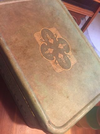 Vintage 1970 ' s Wheat Heart Bread Country Style Tin Box With Hinged Lid 2