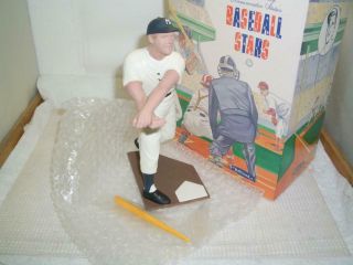 1988 Roger Maris Yankees Hartland Baseball Statue 25th Anniversary