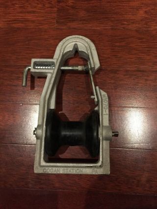Vintage Lemco Tool Corp M1070 - 1 Pulley Feeder Cogan Station Pa