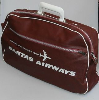 Quantas Airlines.  Cabin Crew Travel Bag.  1960 