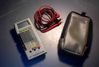 Fluke 8060a Digital Multimeter With Leads And Case