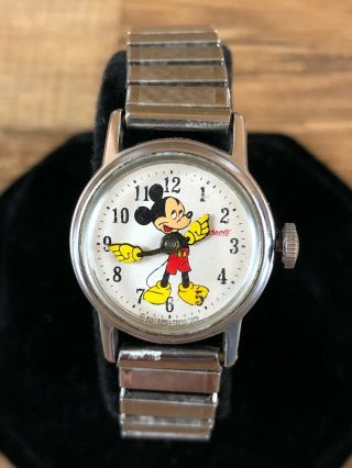 Vintage Ingersoll Wind Up Mickey Mouse Hands Womens Watch Walt Disney Runs Fast