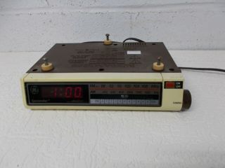 Vintage Ge Spacemaker Am Fm Under Counter Clock Radio Kitchen