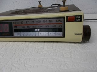 Vintage GE Spacemaker AM FM Under Counter Clock Radio Kitchen 3