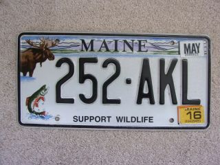 2016 Maine License Plate 252 - Akl - Support Wildlife